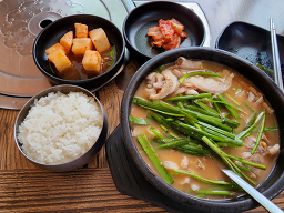 Yeonganesundaegukbap (연가네순대국밥) 3