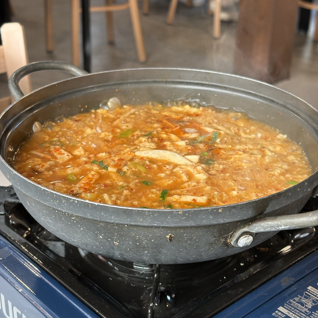 Chodanggobusundubu (초당고부순두부) 1