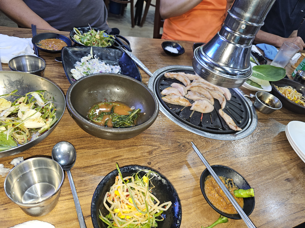 꿀꿀이통돼지왕소금구이 1