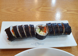 엉클통김밥 법환점 사진 4