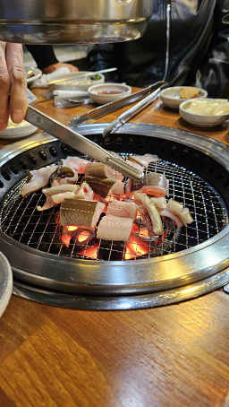 Donghaejangeogui (동해장어구이) 3