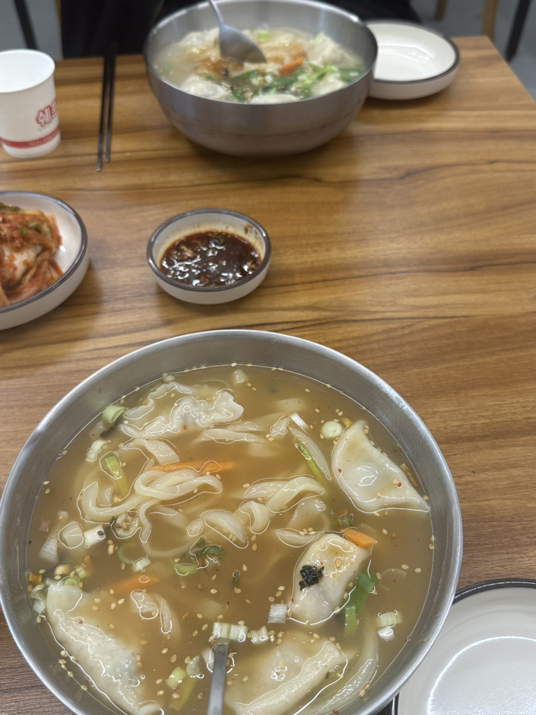 명동칼국수 1