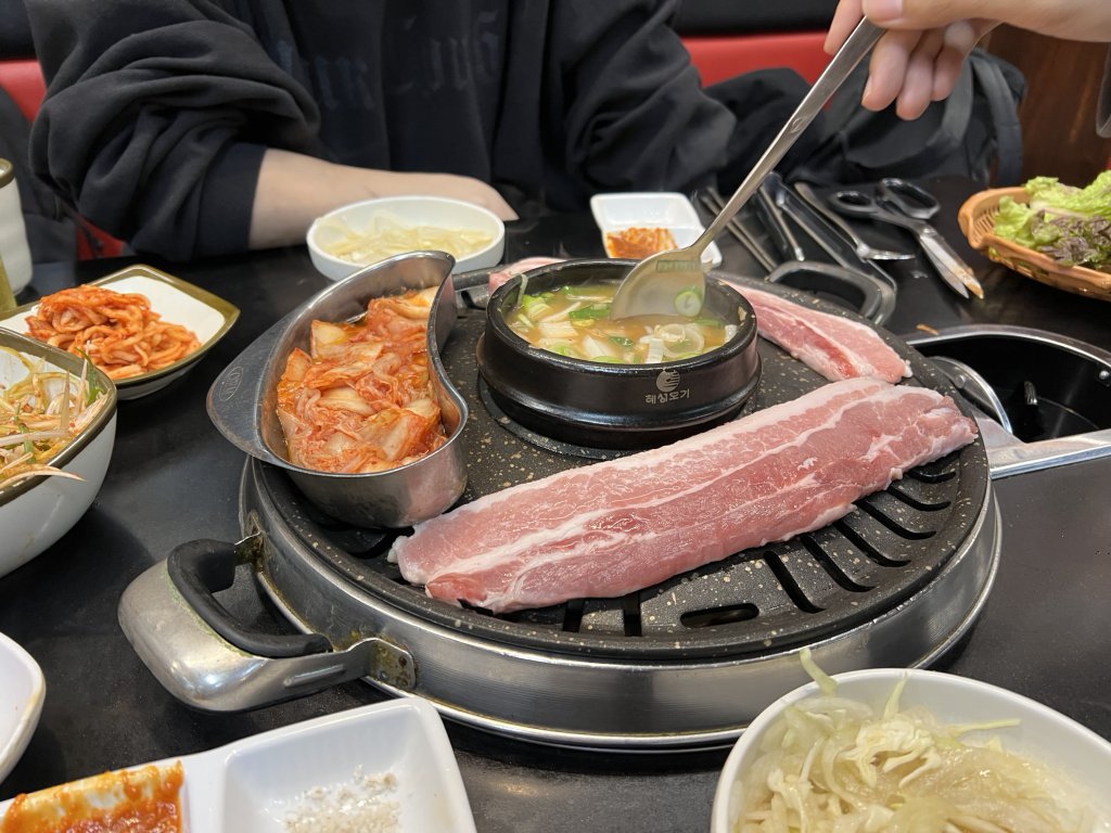 신의주부대찌개 시청점 대표 사진