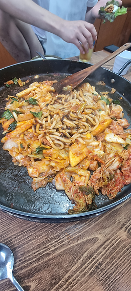 Myeongdongdakgalbi 6