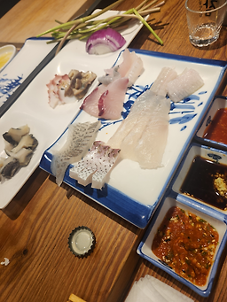 Pasihoetjip (파시횟집) 1