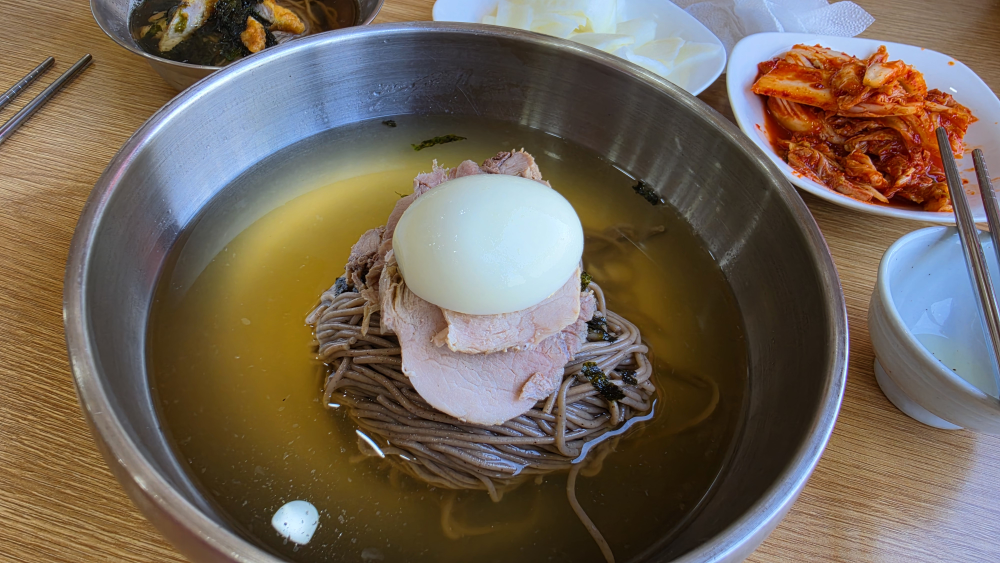 제주돔베막국수 대표 사진