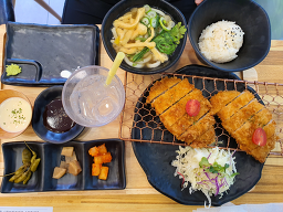 쑝쑝돈까스 4