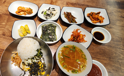 Heungbuwaeoudong (흥부와어우동) 2
