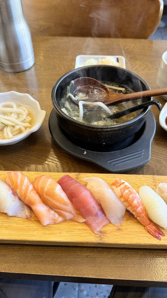 Jeongdamchobap (정담초밥) 1