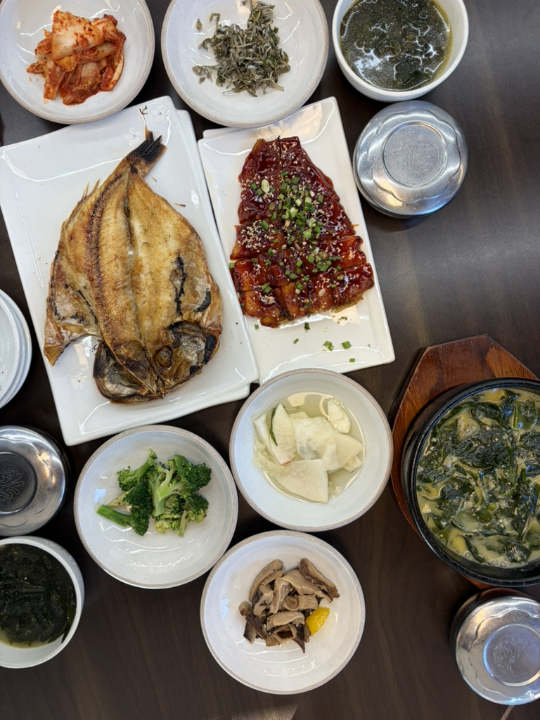 Hyomiyeok,yongsuyangbongkape (효미역,용수양봉카페) 2