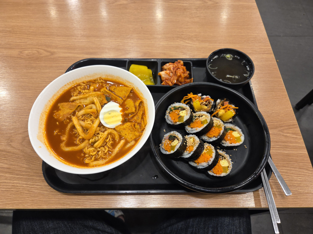 싸다김밥 신논현역점 사진 2