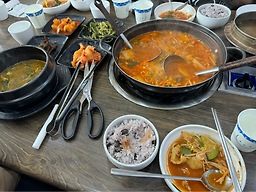Dumbeongchueotang (둠벙추어탕) 3