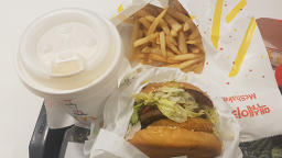 맥도날드 여의도점 대표 사진