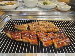 Seohojangeogui (서호장어구이) 3