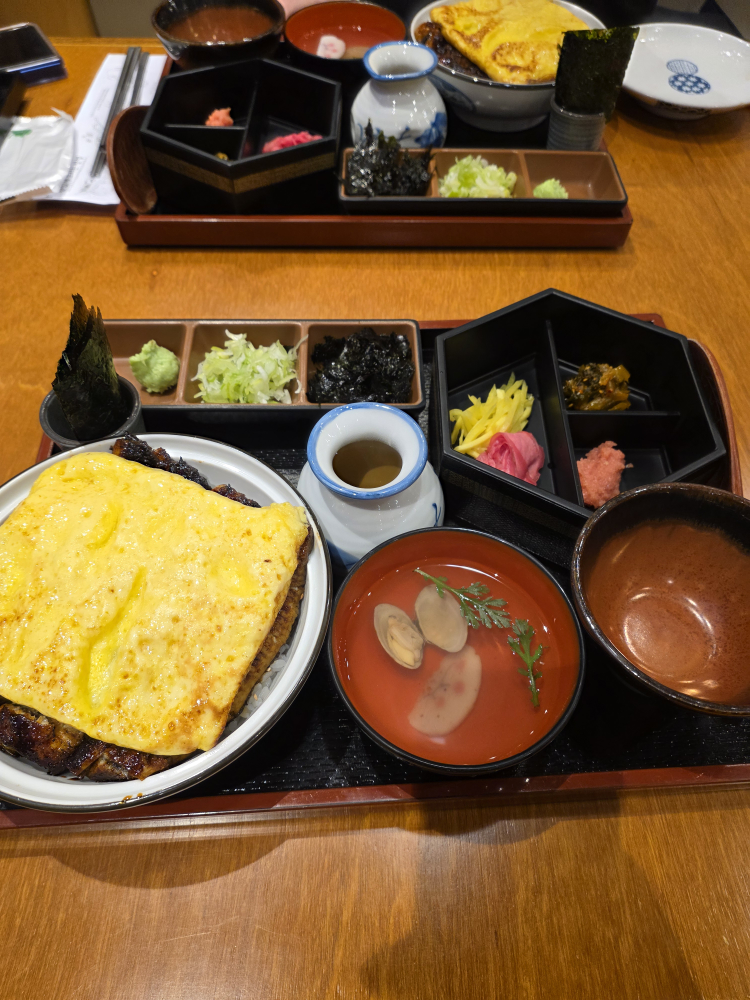 Daetipjangeoseonganjeom (댓잎장어성안점) 1