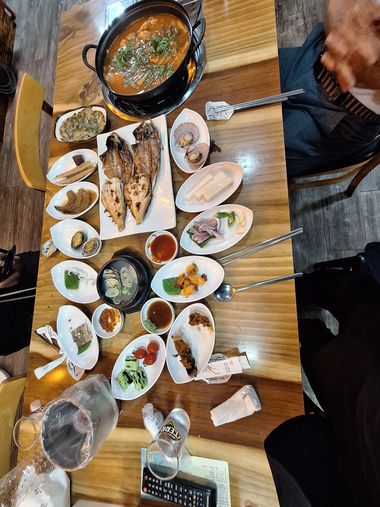 갯바위식당 2