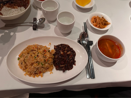 친친 대표 사진