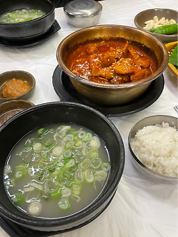 달구지수육국밥 5