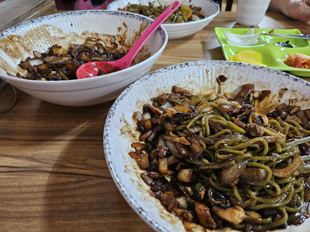 Jangpungjjajang (장풍짜장) 3