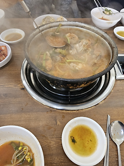 율생해물샤브칼국수 6