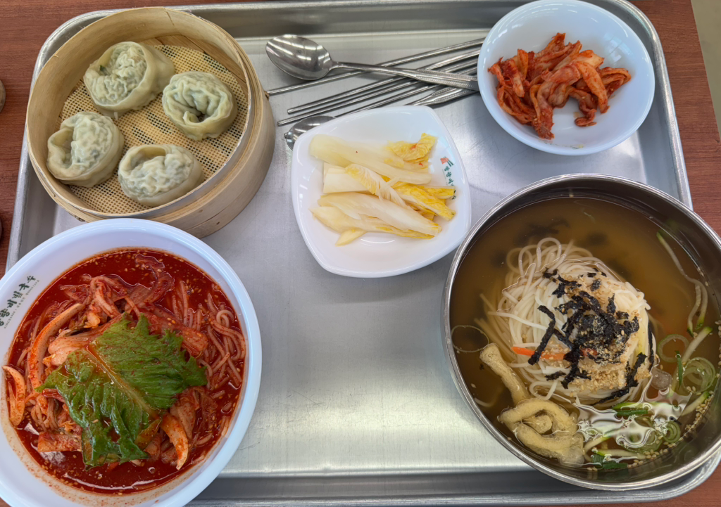망향비빔국수 1