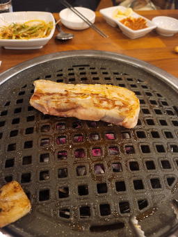Jirisansangolnongjang (지리산산골농장) 1