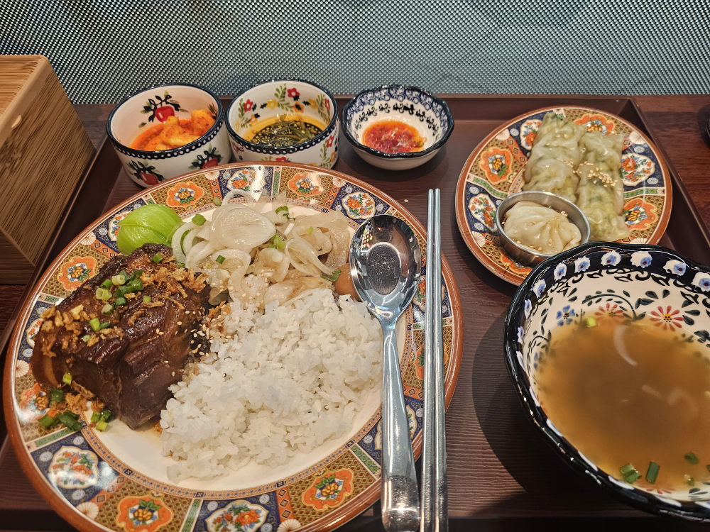 시먼당 파미어스몰 사진 2