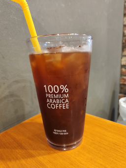 메가엠지씨커피 굽은 1