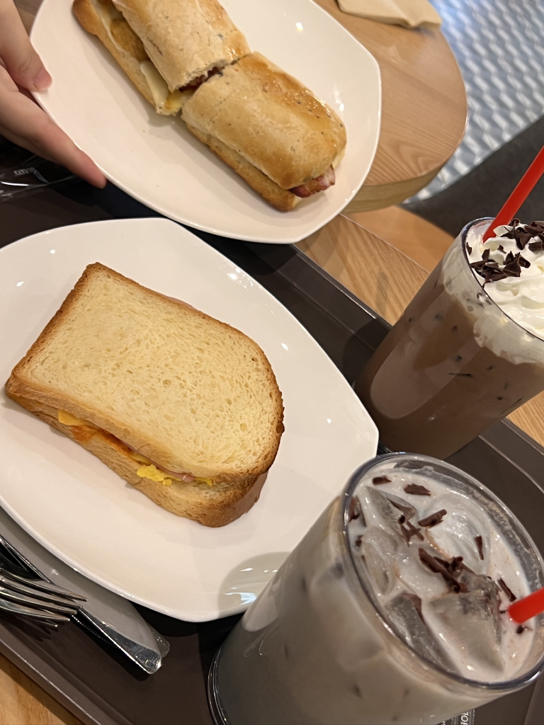 할리스 종각역점
