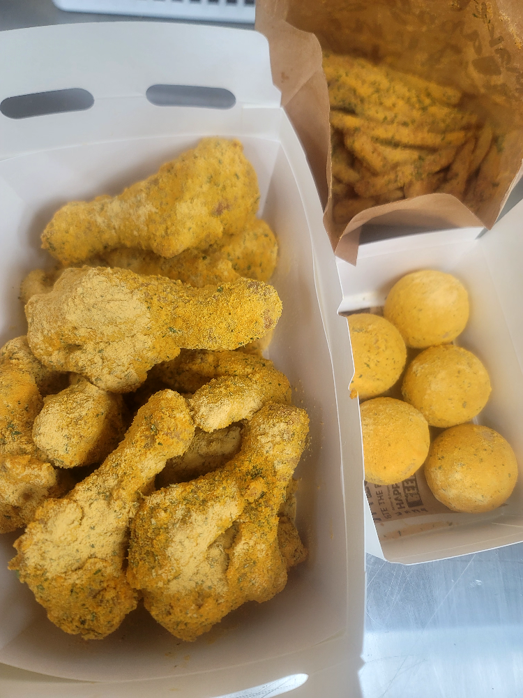 BHC치킨 세종대점 사진 3