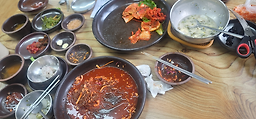 Hangaribossam (항아리보쌈) 3