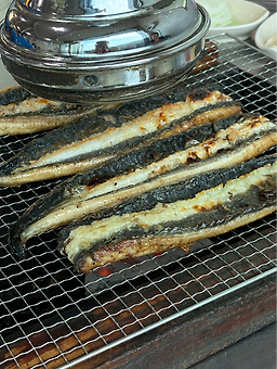 Selpeujangeo (셀프장어) 3
