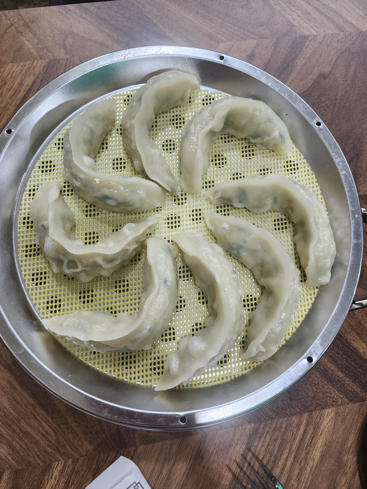 Yungamilnaengmyeon (윤가밀냉면) 3