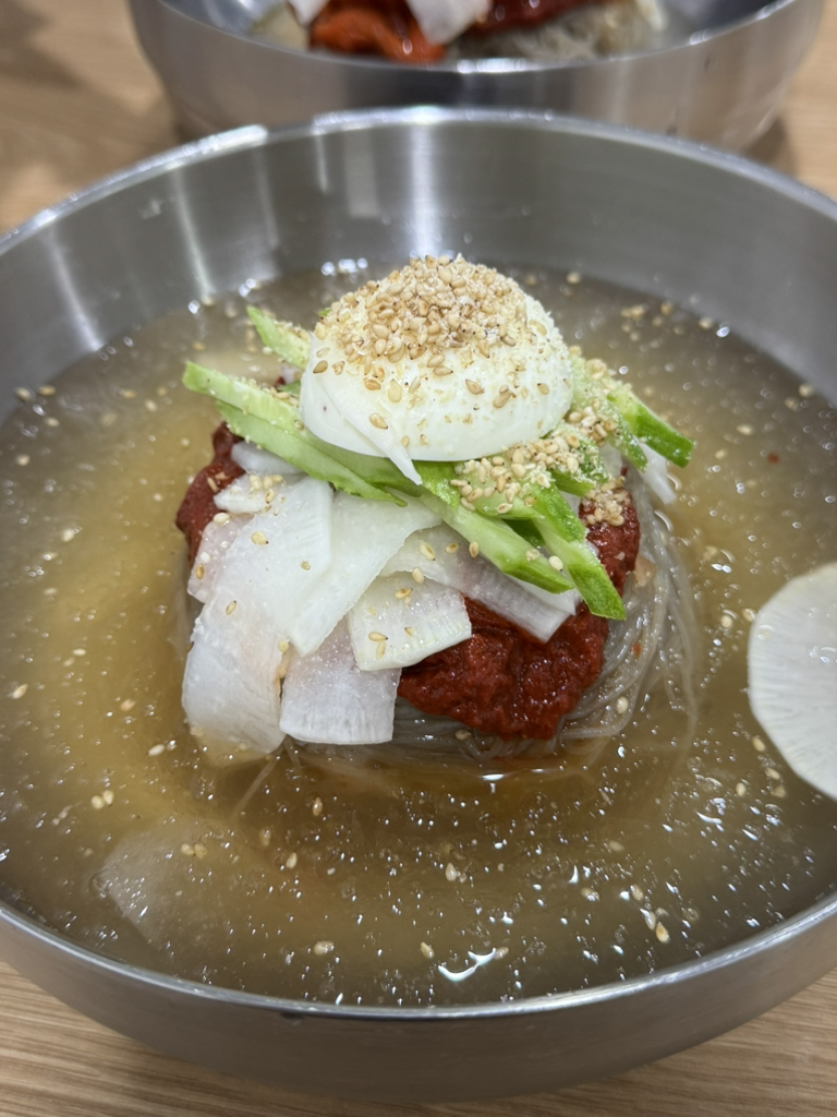 Samdaenaengmyeon myeongiljeom (삼대냉면 명일점) 1