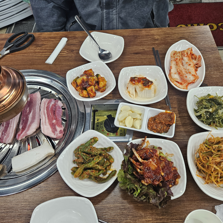 숯불지리산흑돼지 사진 3
