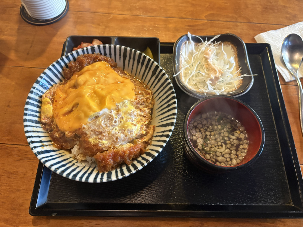 돈부리탄 대표 사진