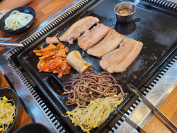 돈덕이네 대표 사진