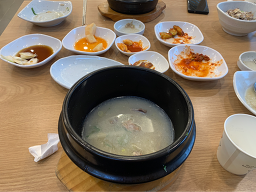 Juwangsansamgyetang (주왕산삼계탕) 1