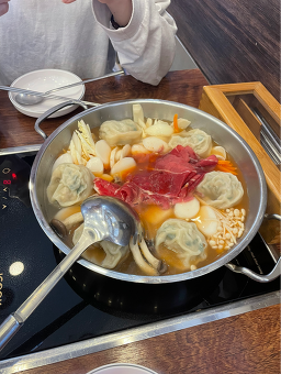 명동칼국수샤브샤브 역삼디오빌점 사진 2