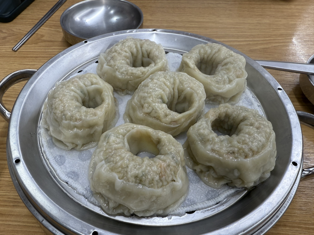 Gimganessukmilmyeon (김가네쑥밀면) 2