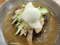 Seoulchiknaengmyeon (서울칡냉면) 1