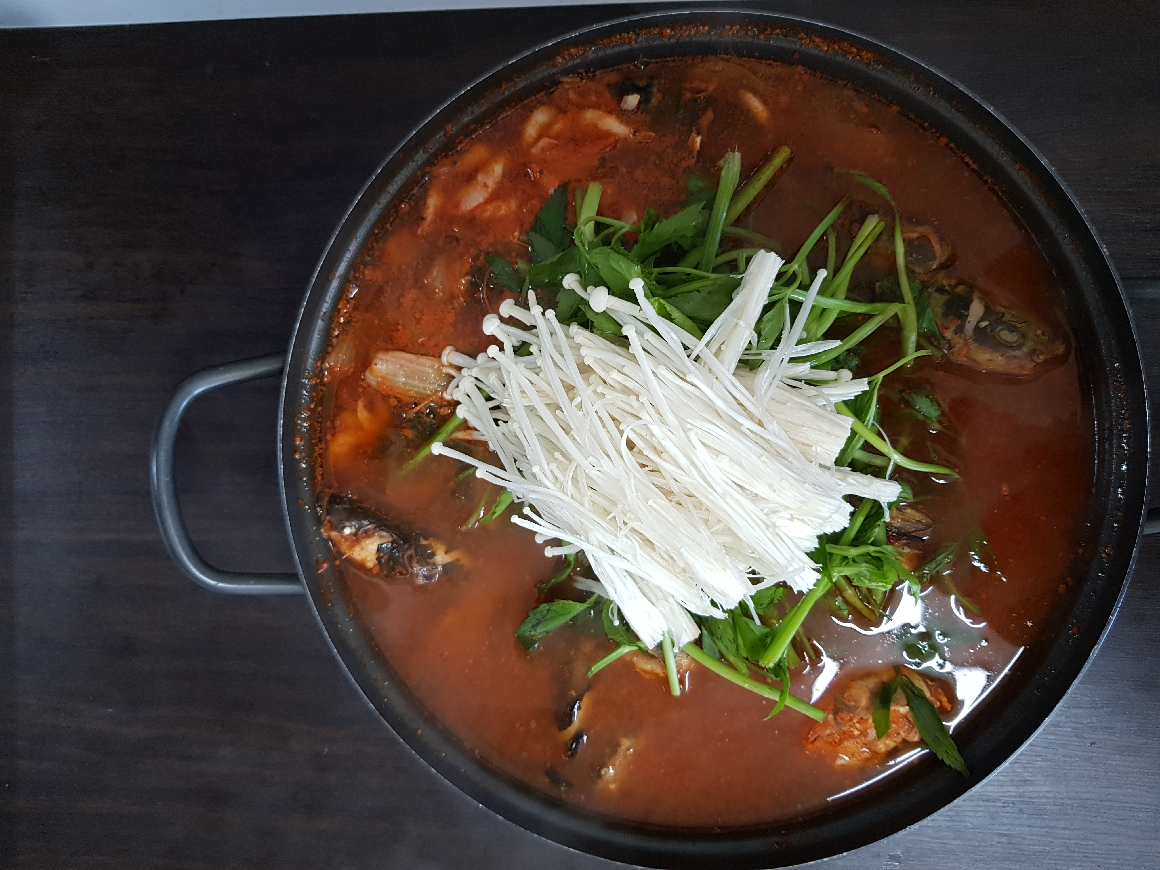 용암매운탕 3