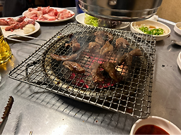 Hwangsosutbulkkomjangeo (황소숯불꼼장어) 2
