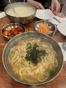 밀밭사이로칼국수 사진 3