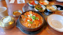 Daemunan gamjatang&seolleongtang 4