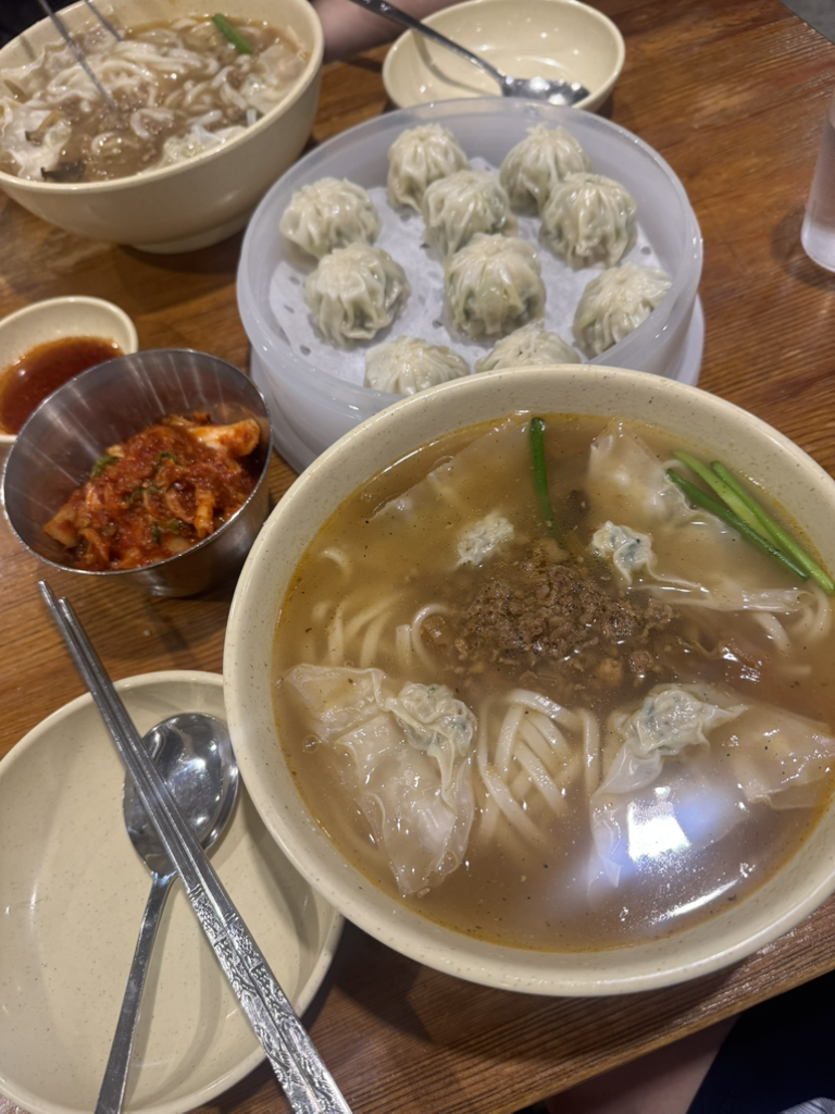 명동교자 이태원점 사진 5