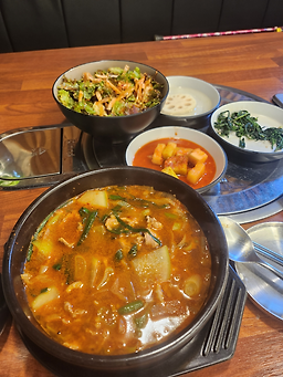 Gukjeori (국제오리) 1