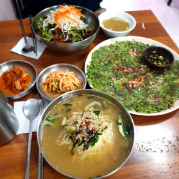 Munsusanguksujip (문수산국수집) 3