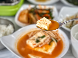 Hwakbungine (확붕이네) 2