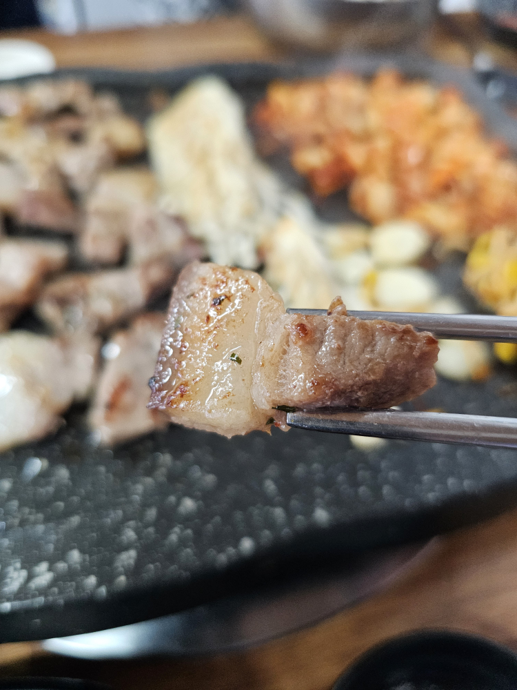 돈앤삼겹 하귀점 대표 사진